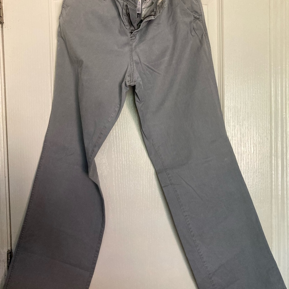 Old Navy Bootcut Gray Chinos 14